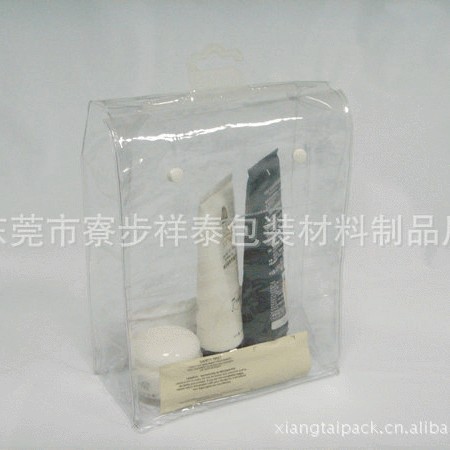 批量供应东莞化妆品用PVC礼品袋子礼品包装袋