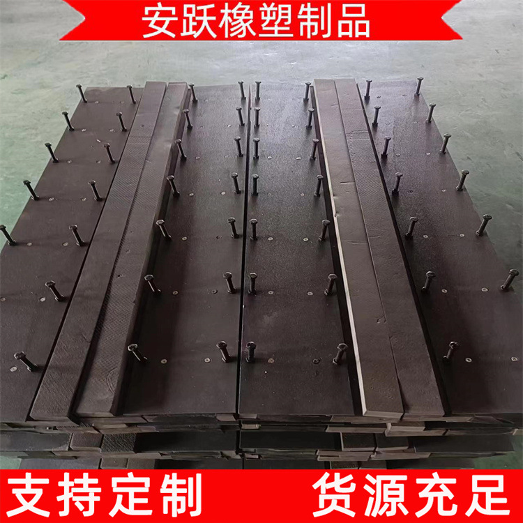 LTZZ楼梯滑动支座@楼梯橡胶支座GBZY板式橡胶支座厂家型号全