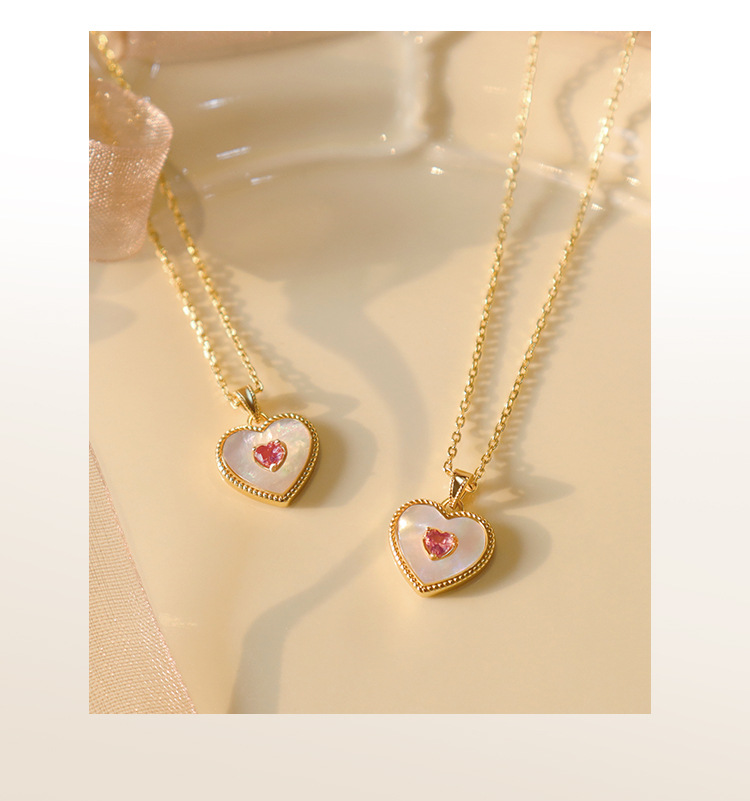 1 Piece Quantity Shopping Occasion Copper Material Heart Shape Pattern Modern Style Heart Shape Copper Plating Inlay Artificial Gemstones Pendant Necklace