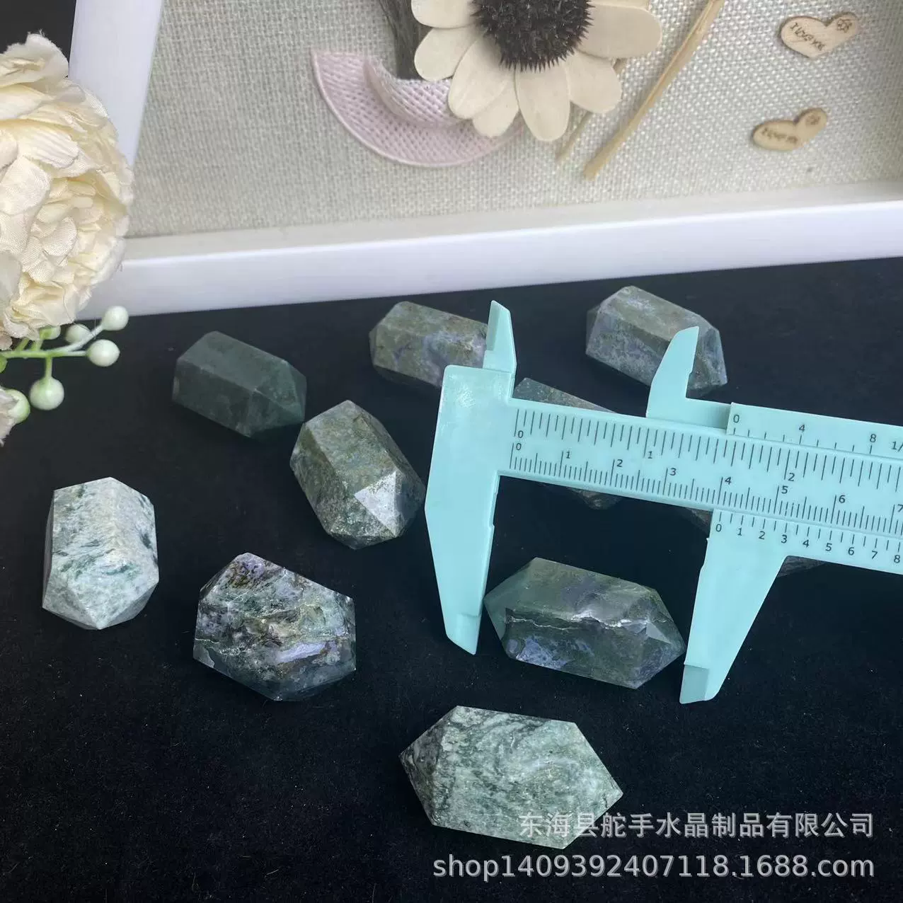 Agate natural water, natural ore for pillar, decorations for office, accessory