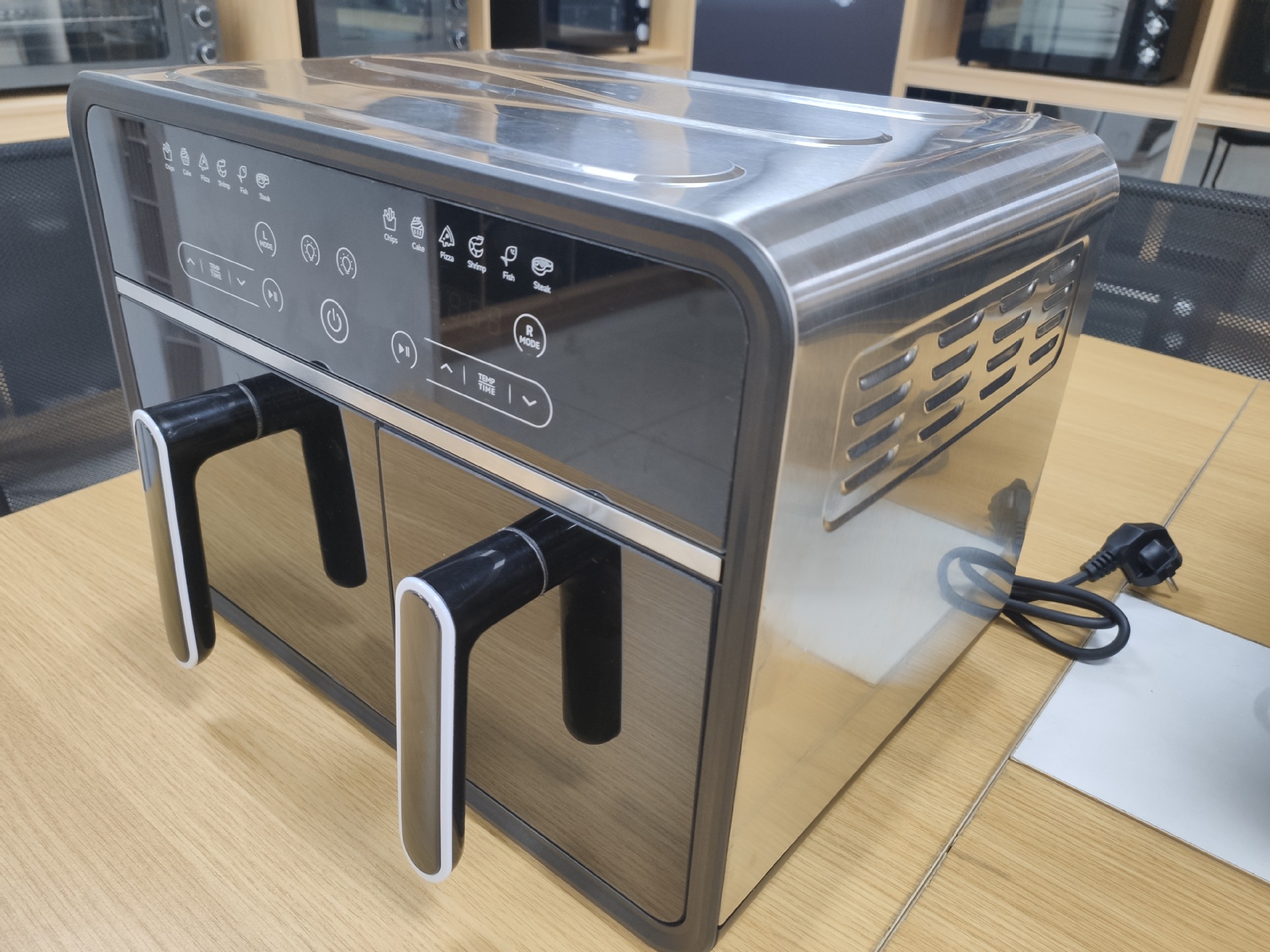 10L pequeña freidora de aire doméstica pantalla electrónica automática multifuncional de fábrica de comercio exterior personalizada KF10 image 3