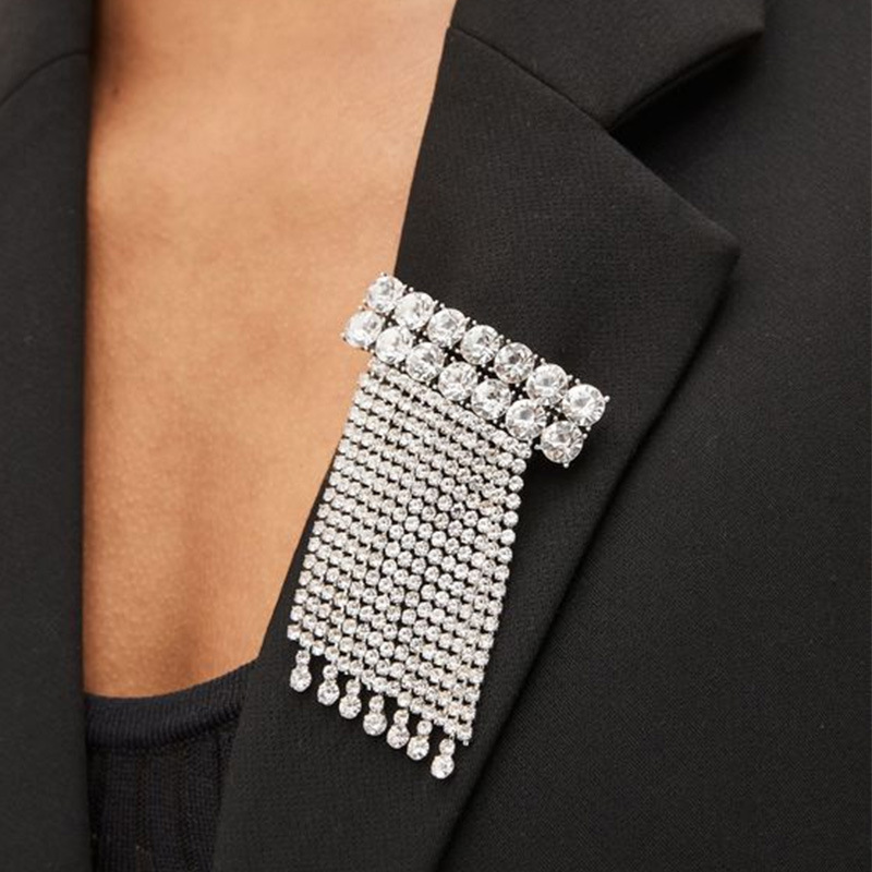 Broche de bordas de diamante sofisticado broche de alta calidad para mujeres