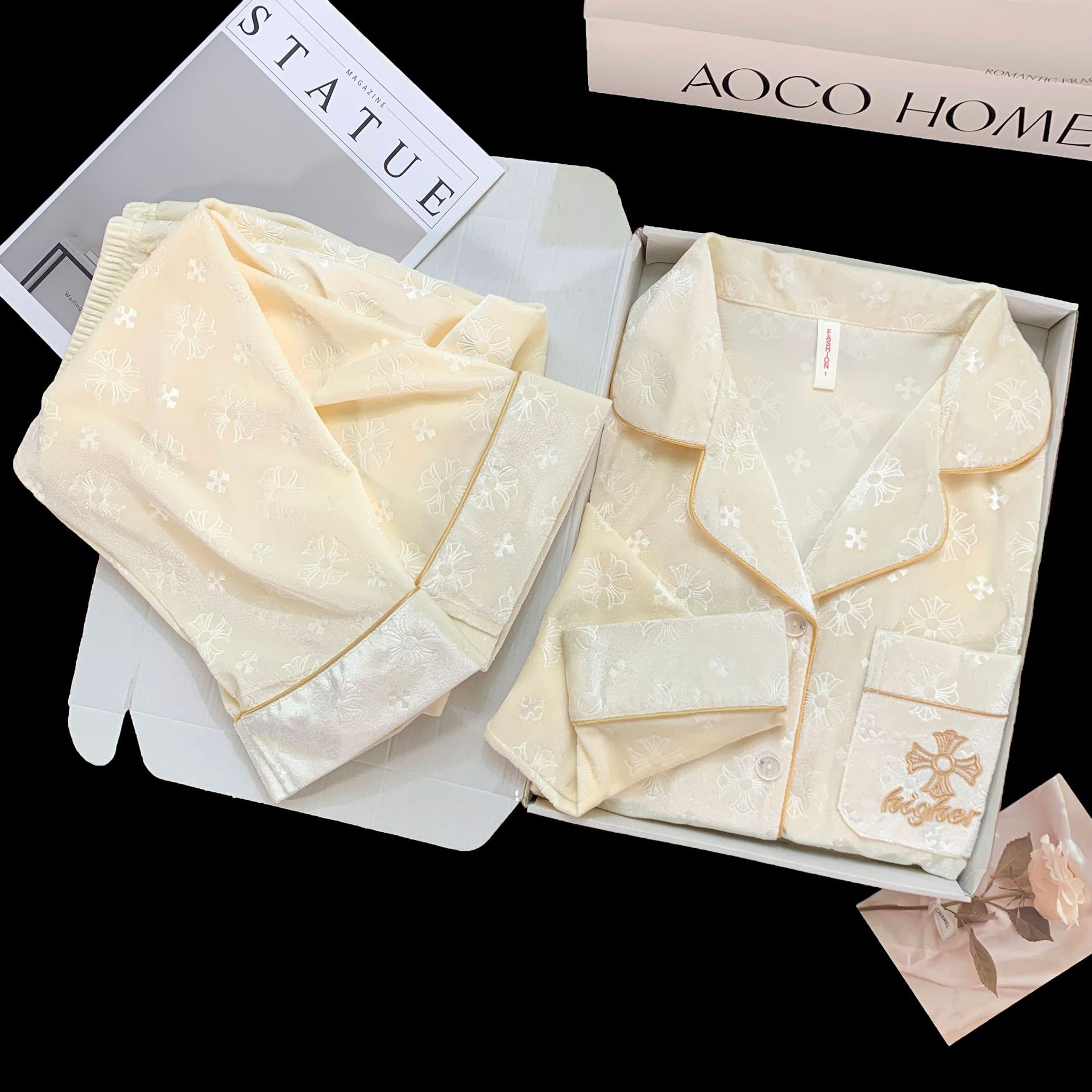 5027#살구 크로우 하트-여성 스타일