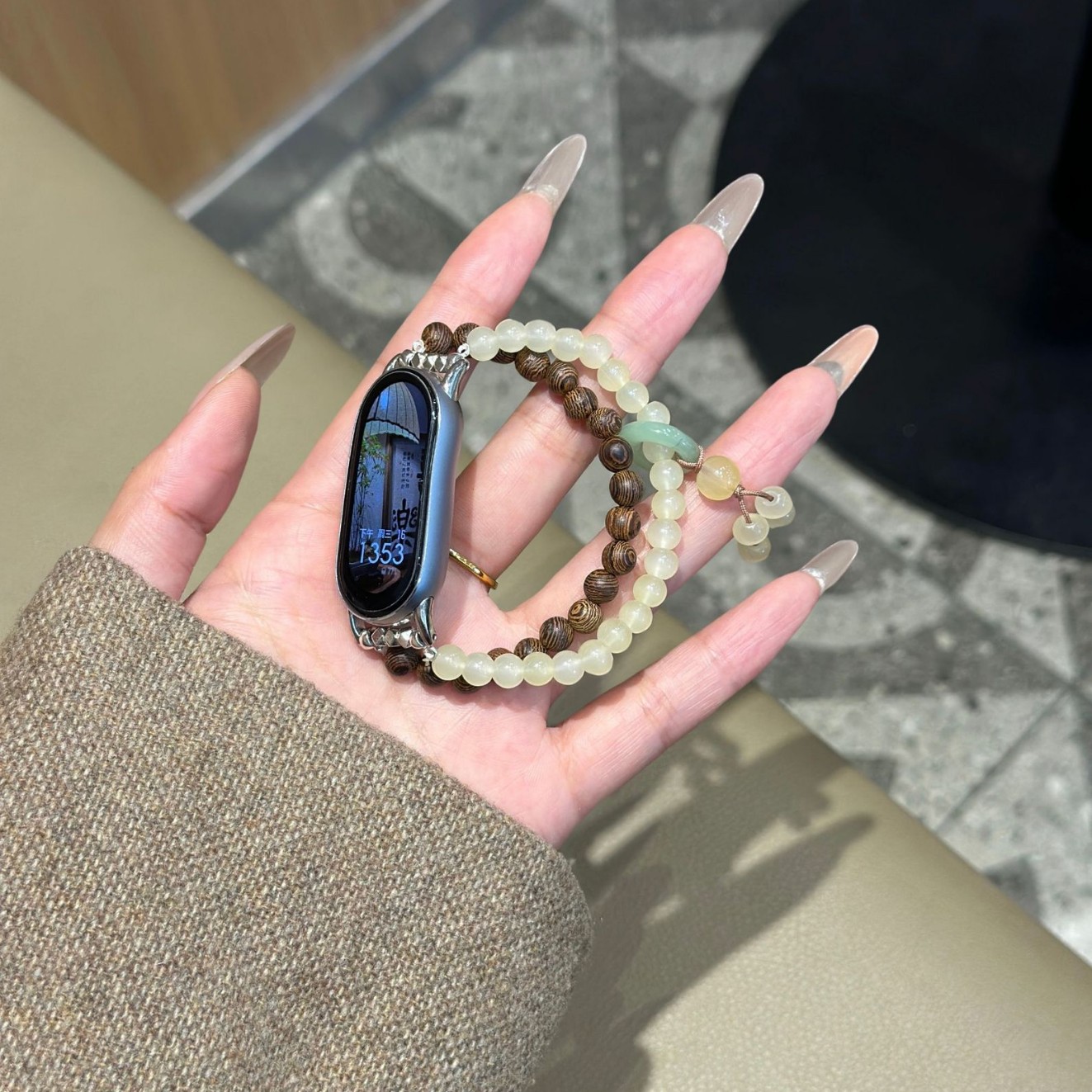 Suitable for Xiaomi Mi Band 9 Strap Safety Buckle Pendant Beaded Niche Wristband 9Pro/8/Watch4/5 Redmi Women