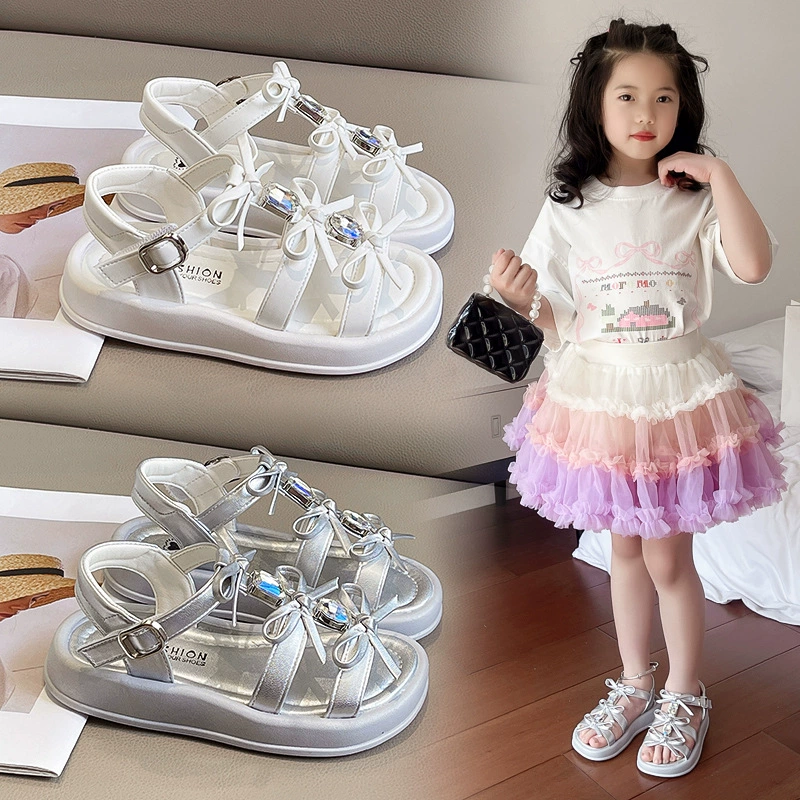 Детская обувь принцессы девушки со стразами банты сандалии 2025 новая летняя мода маленькая девочка пляжные сандалии