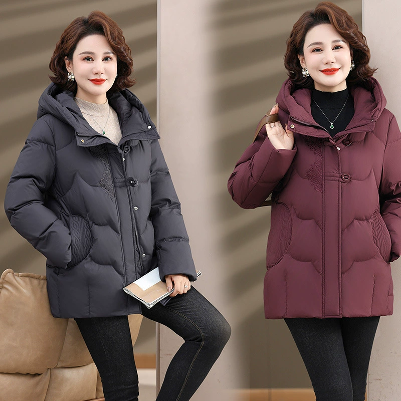 Пуховик для мамы среднего возраста 2024 зима новая мода для женщин среднего и пожилого возраста