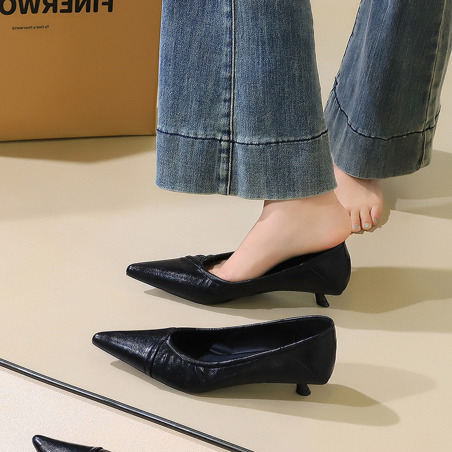 2388-1 Korean-style Fashionable Panama-pattern Professional Pointed-toe Low-heel Women's Slip-on Mid-heel Shoes_vogvips.com