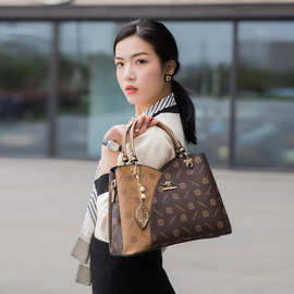 2024新款包包女轻奢气质复古印花手提包大容量跨境实用女士托特包