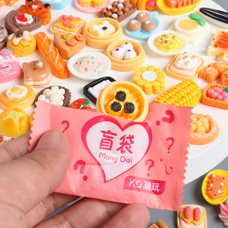 SKU-10-食玩（盲袋独立包装）