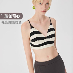 跨境外貿撞色條紋百搭運動文胸瑜伽服美背內衣女時尚性感背心夏季