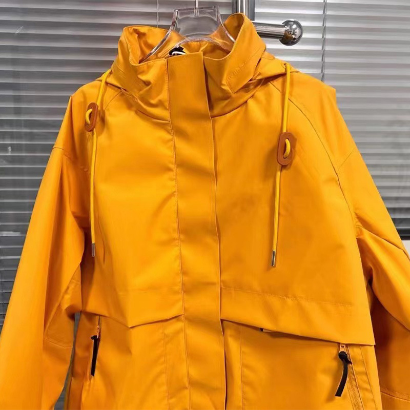 La historia de las rosas Huang Yimei al aire libre ropa de asalto para mujeres de trabajo chaqueta de alta calidad para mujeres de montaña primavera y otoño nuevo