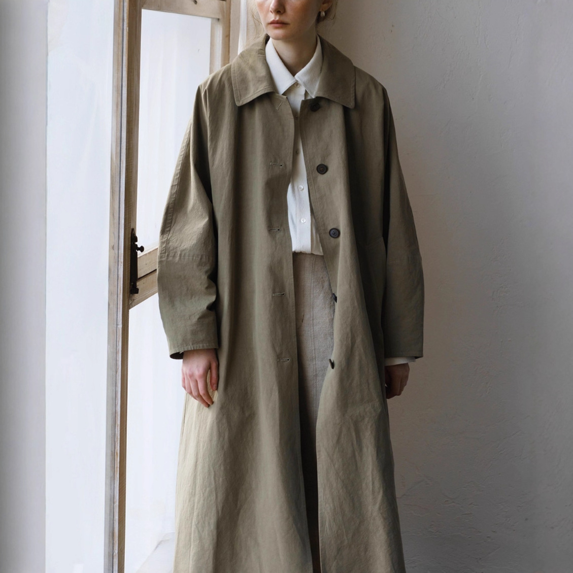 2025 New British Style Mid-Length Windbreaker Jacket for Women Retro Simple Loose Versatile High-End Coat