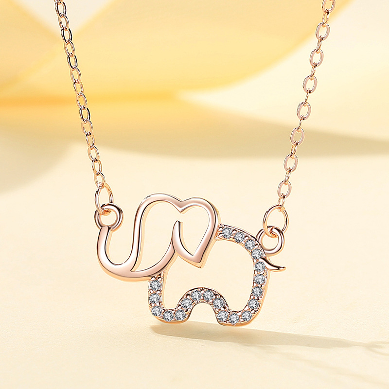 Plata esterlina S925 elefante collar nicho femenino personalizado creativo animal elefante colgante japonés y coreano Mori clavícula cadena al por mayor