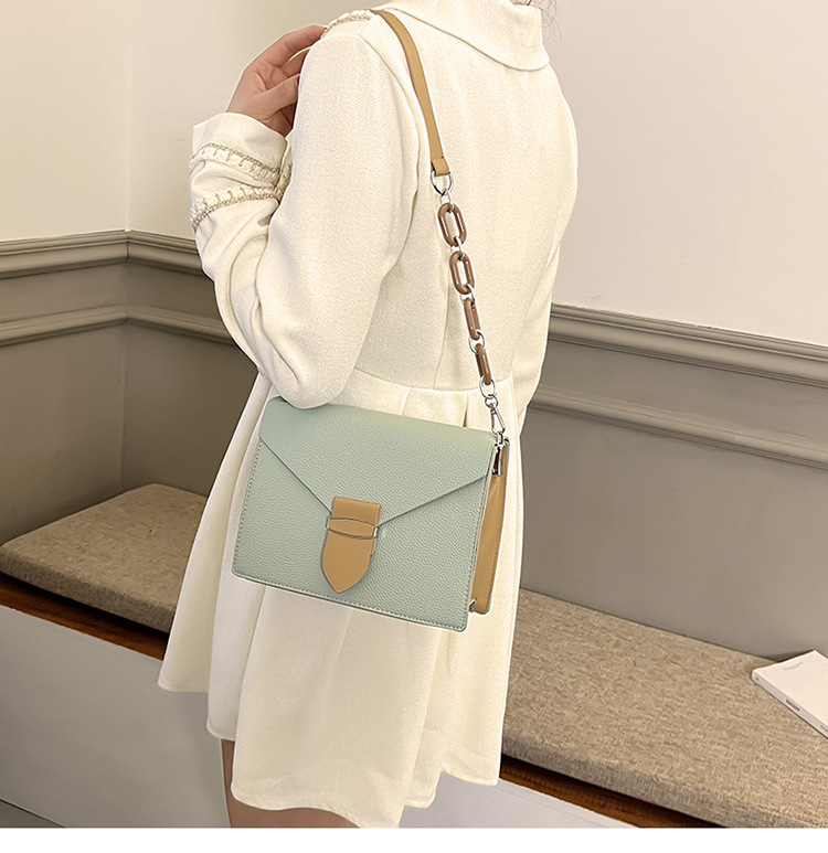 Textured Women's Bag File Bag 2022 Spring New Fashion Chain Shoulder Bag 16*23*8cm display picture 3