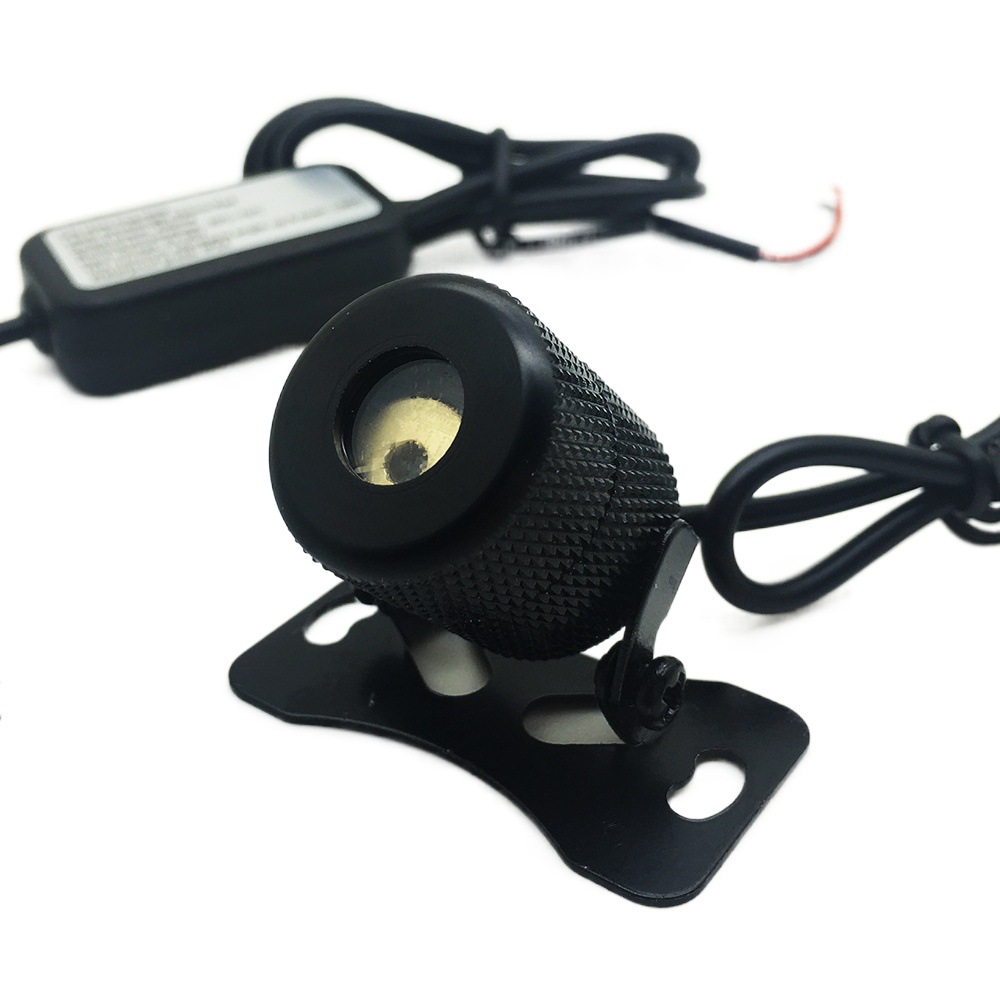 Coche motocicleta luz antiniebla láser anti-trasero seis en uno luz decorativa de color luz de advertencia LED accesorios de modificación trasera