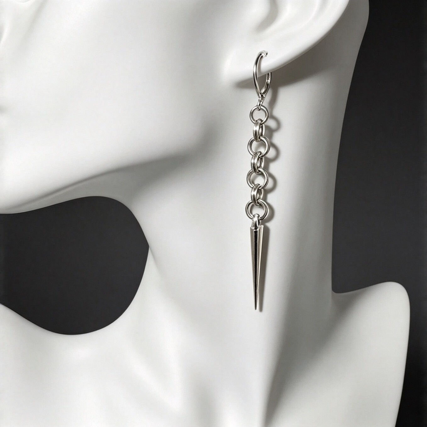Gothic-style pointed cone drop earrings, punk metal chain long earrings, European and American minimalist stainless steel earrings