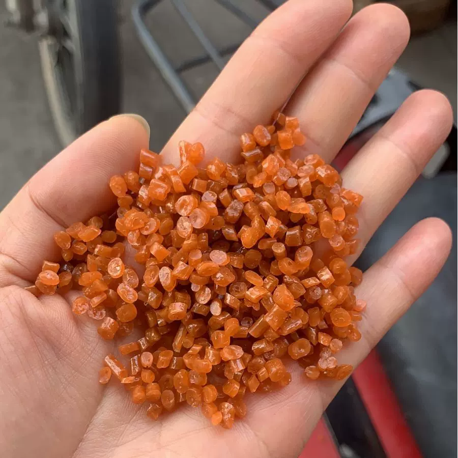 自产PVC再生颗粒注塑脚踏水鞋原料料粒塑料粒子原材料批发