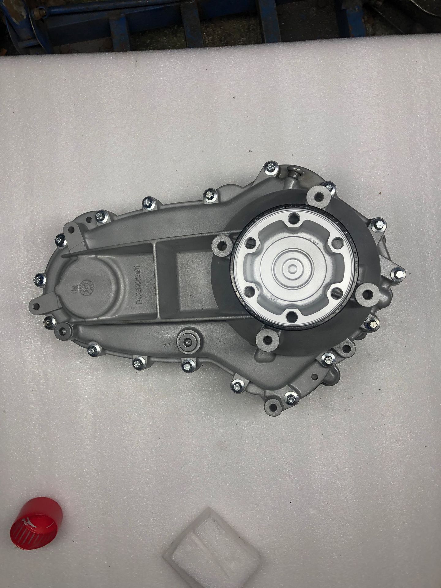 Jeep Grand Cherokee WK2, Dodge Durango: single-speed transfer case assembly for 3.6L and 5.7L engines