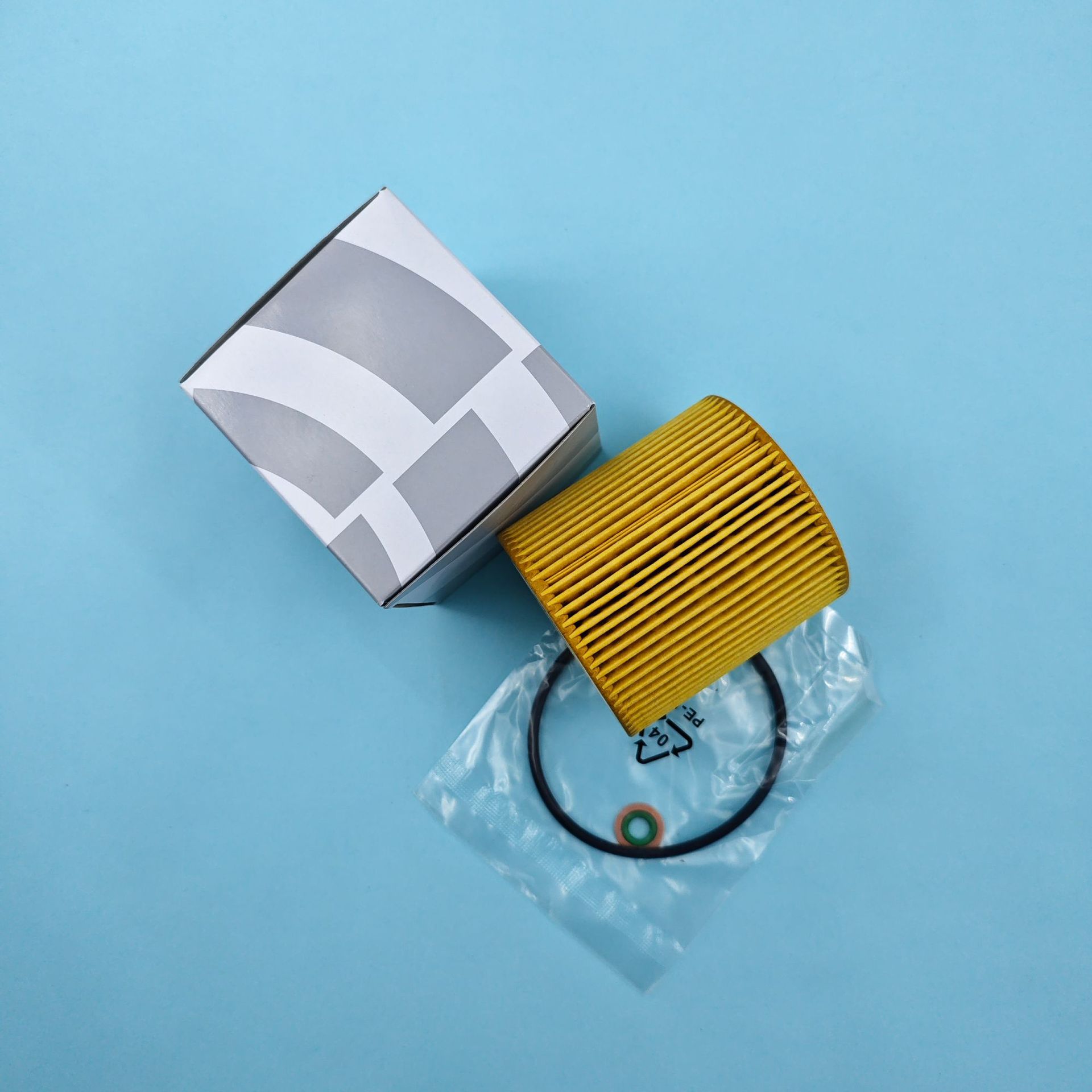 Suitable for BMW X1X3 X4X5X6 2345 series LI525 oil filter element 11427953129