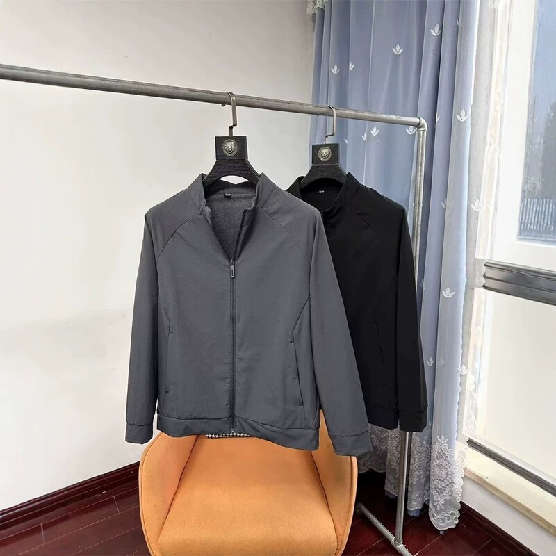 Mountain-style outdoor wear! Windproof, waterproof, and durable, this new autumn collection features a men's sporty and casual stretchy stand-up collar jacket Mountain-style outdoor wear! Windproof, waterproof, and durable, this new autumn collection features a men's sporty and casual stretchy stand-up collar jacket