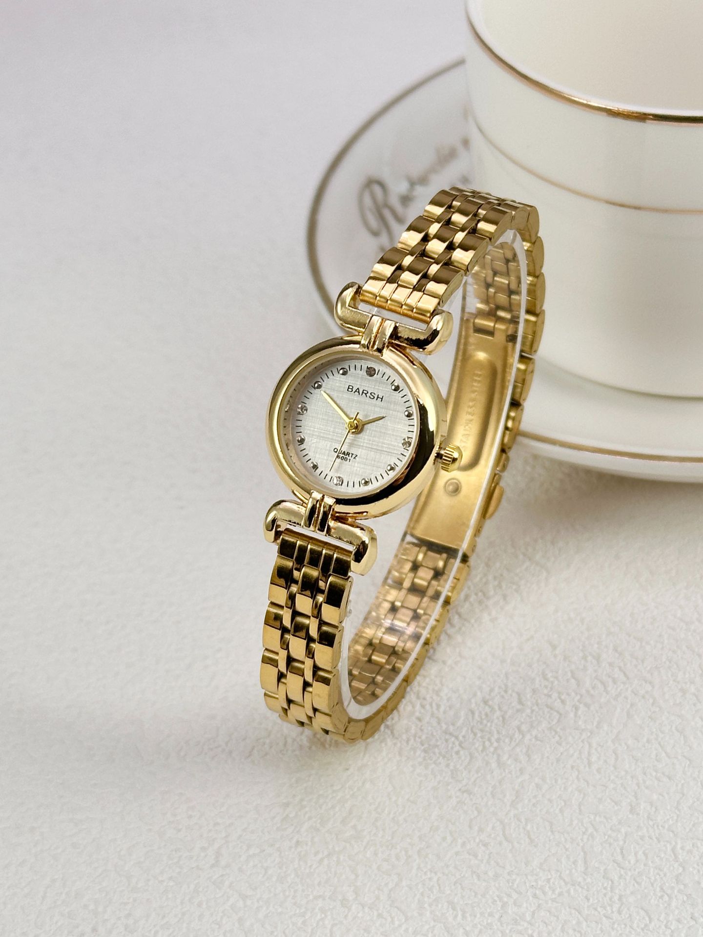 50g Weight Ordinary Glass Mirror Material Stainless Steel Strap Material Watch Classification Pointer Display Type Folding Buckle Buckle Style Round Dial Shape Holiday, Daily Occasion Quartz Movement Solid Color Pattern All Seasons Season Women's Gender Vintage Style, Classic Style Style Vintage Style Classic Style Solid Color Other Printing (Printing) Quartz Watch 5