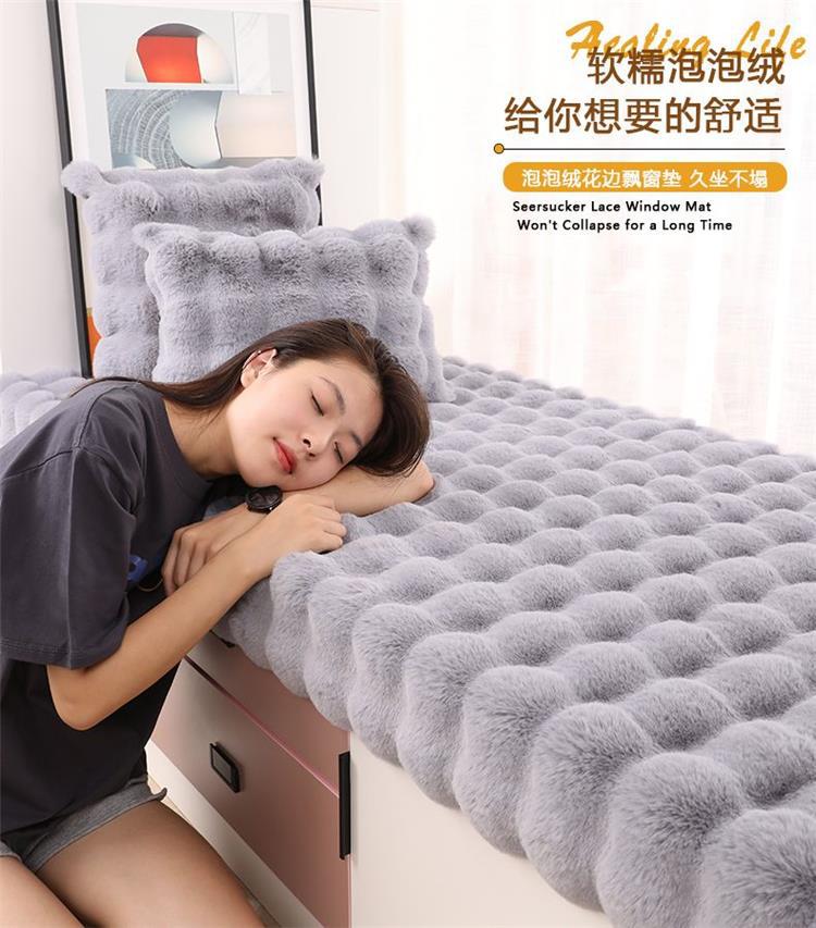 Billiard Hall Sleeping Type High-End Irregular Wedding Rectangular No-Wash Red Carpet Visual Leisure Green Space] Carpet