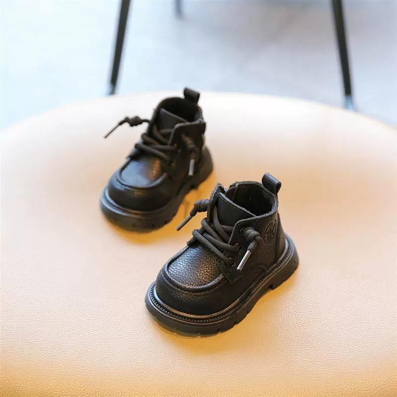 男童学步鞋女宝宝软底短靴子黄靴小童婴儿秋冬皮靴新款儿童马丁靴