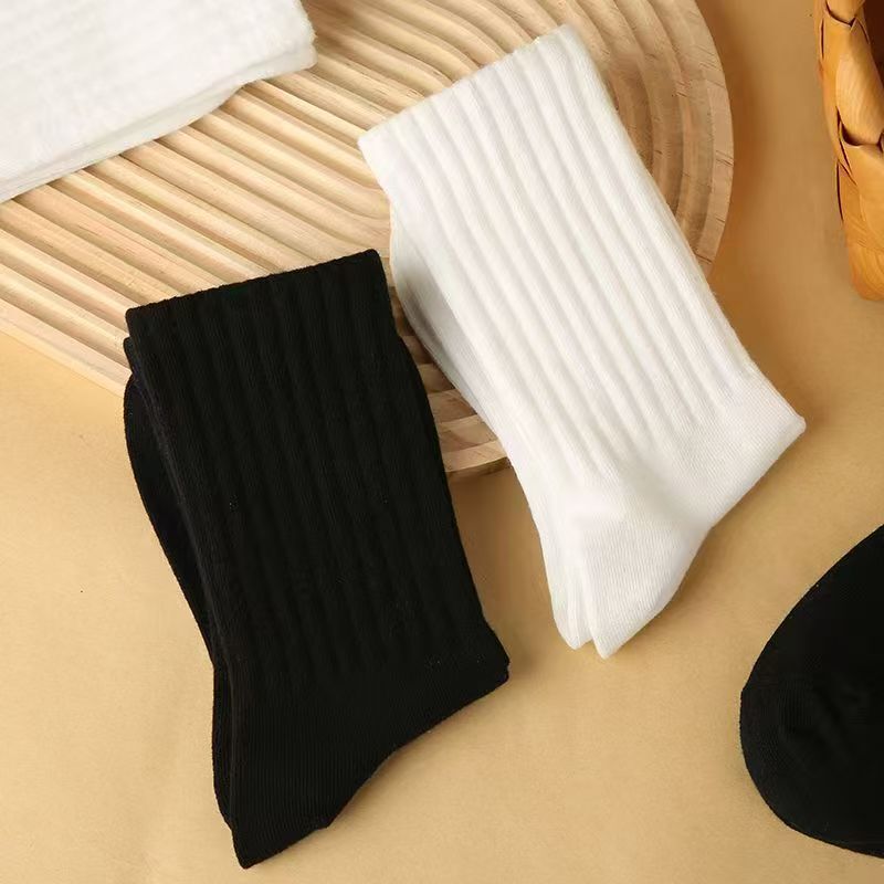 Socks for spring and summer, mid-calf socks, solid color, odor-resistant, sweat-absorbing sports socks, anti-pilling cotton socks, wholesale from Zhuzji sock manufacturer Socks for spring and summer, mid-calf socks, solid color, odor-resistant, sweat-absorbing sports socks, anti-pilling cotton socks, wholesale from Zhuzji sock manufacturer