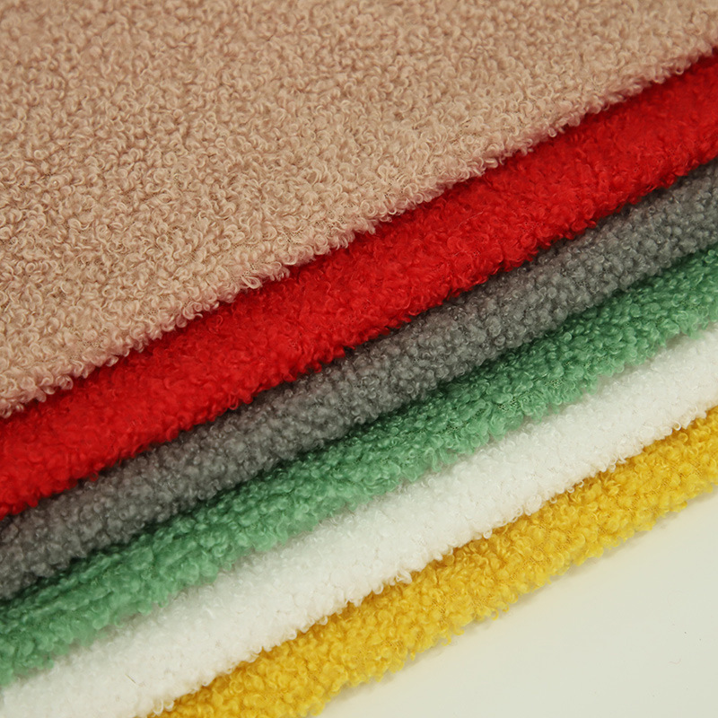 现货供应短毛小泰迪绒面料家纺沙发坐垫抱枕全涤泰迪绒布料批发