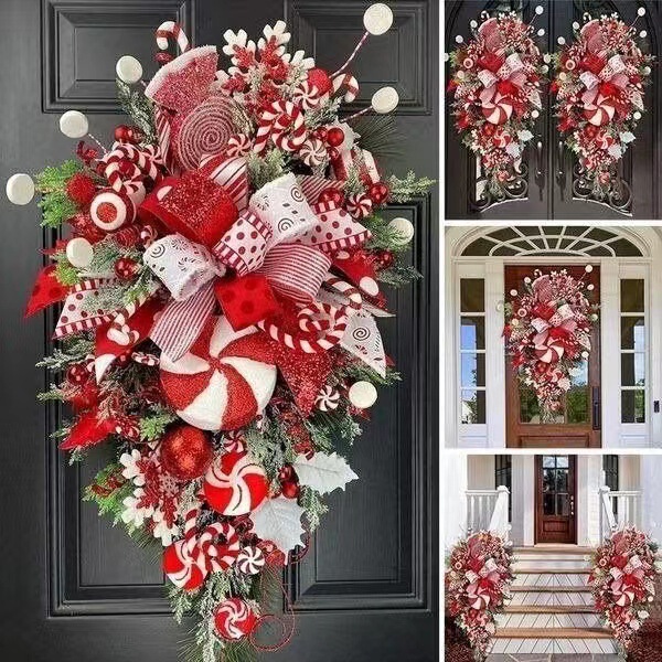 国境を越えた新しいクリスマス花輪クリスマスの扉にクリスマスのキャンディーを掛けて木を飾ってクリスマスの装飾道具を飾る|undefined