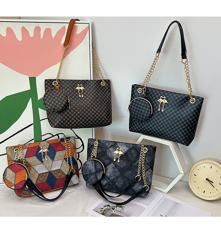 Color Block, Solid Color Pattern Women's Medium Pu Leather Color Block Solid Color Classic Style Streetwear Sewing Thread Square Zipper Tote Bag