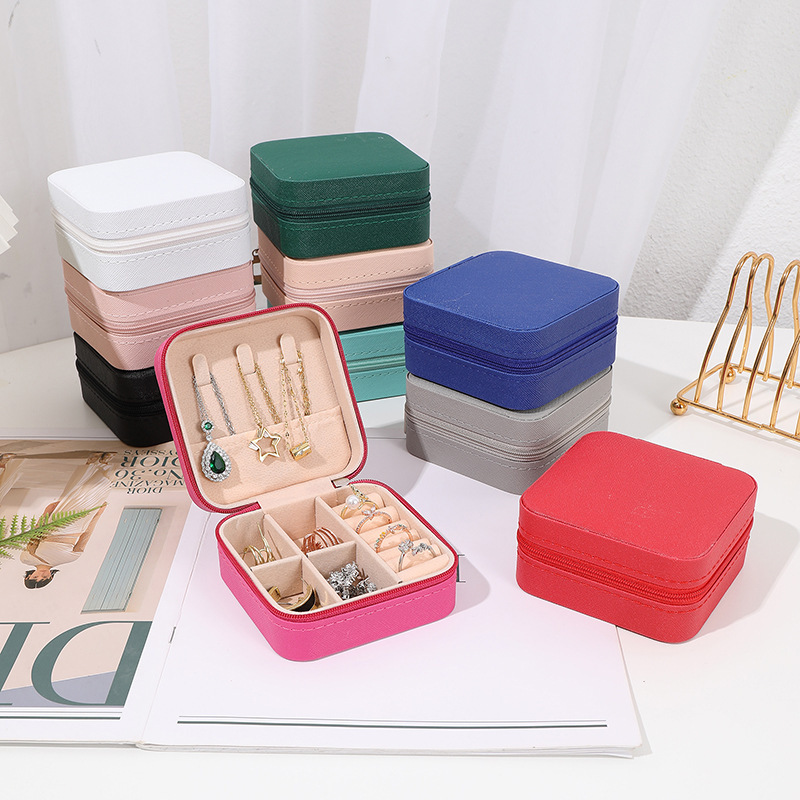 Jewelry Box with Compartments for Organizing and Partitioning, Multifunctional Portable Mini Dust-Proof Jewelry Storage Box with Zipper