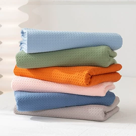 绒毯;靠垫/抱枕;夏凉被