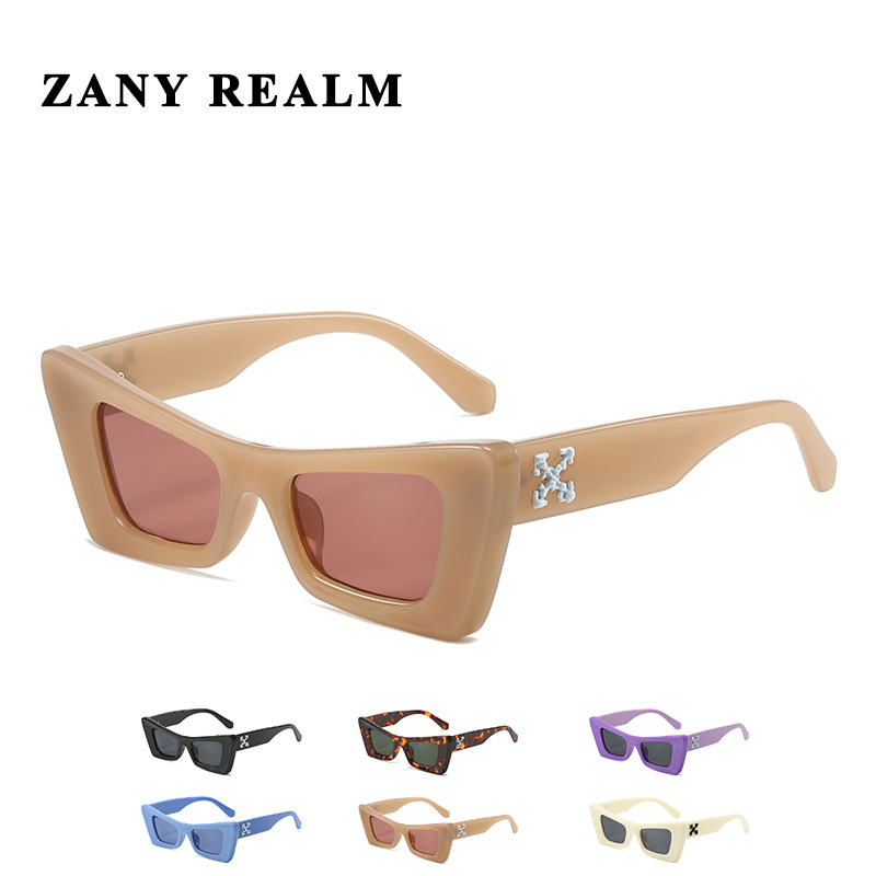 24 Gafas de sol cóncavas de moda europeas y americanas transfronterizas al por mayor Gafas de sol decorativas de murciélago personalizadas de ojos de gato para hombres y mujeres