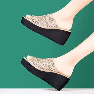 Summer Mesh High-End Women's Slippers Rhinestone New Sandals Mom Comfortable Soft Sole Fashionable Outer Wear Women's Non-Slip