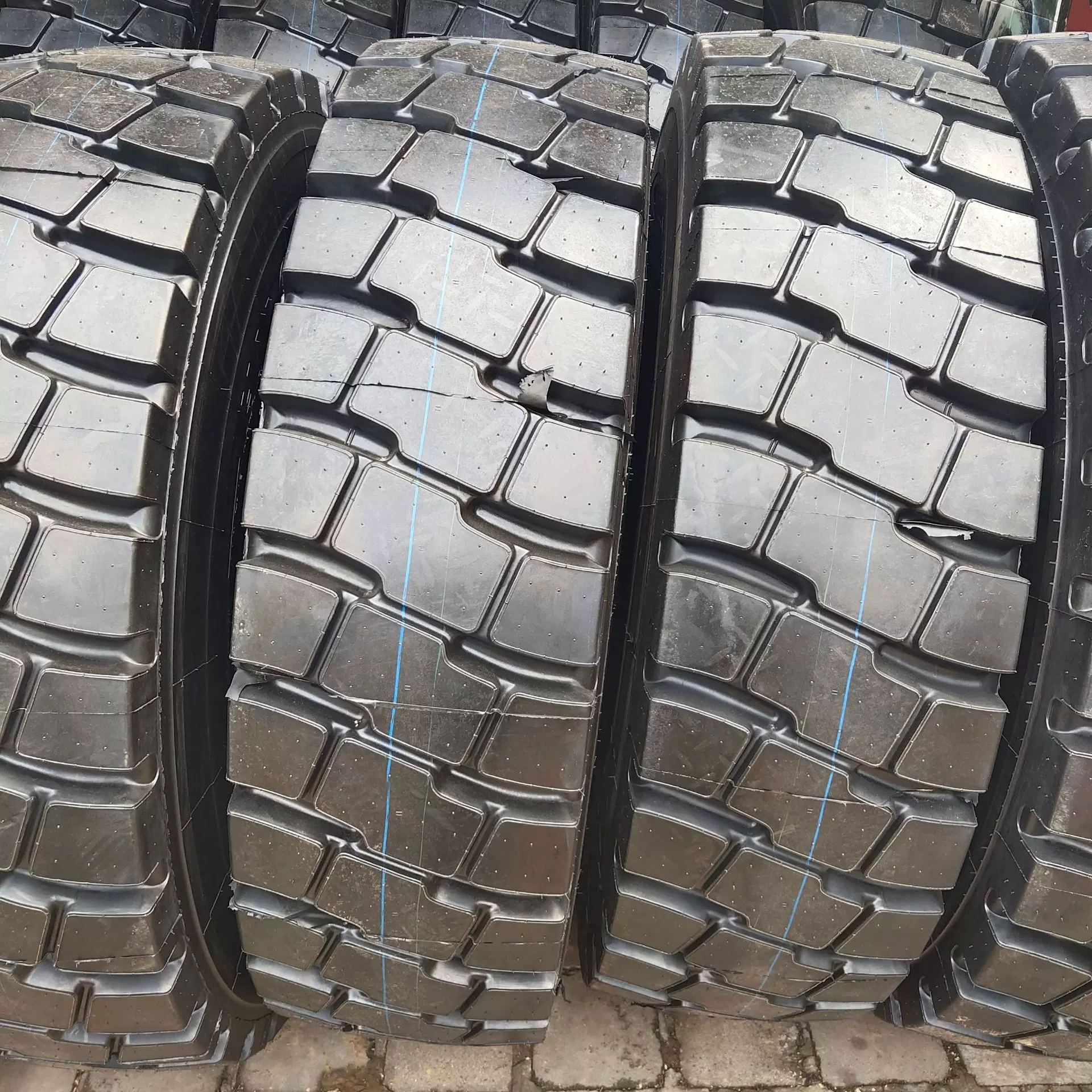 工程机械轮胎14.00R25厂家批发 装载机轮胎铲车轮胎