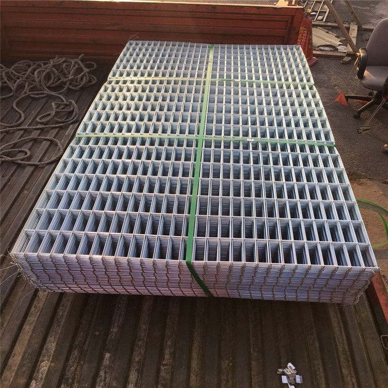 成都镀锌钢丝网片 货架用钢丝网 镀锌铁丝网片 镀锌电焊网片