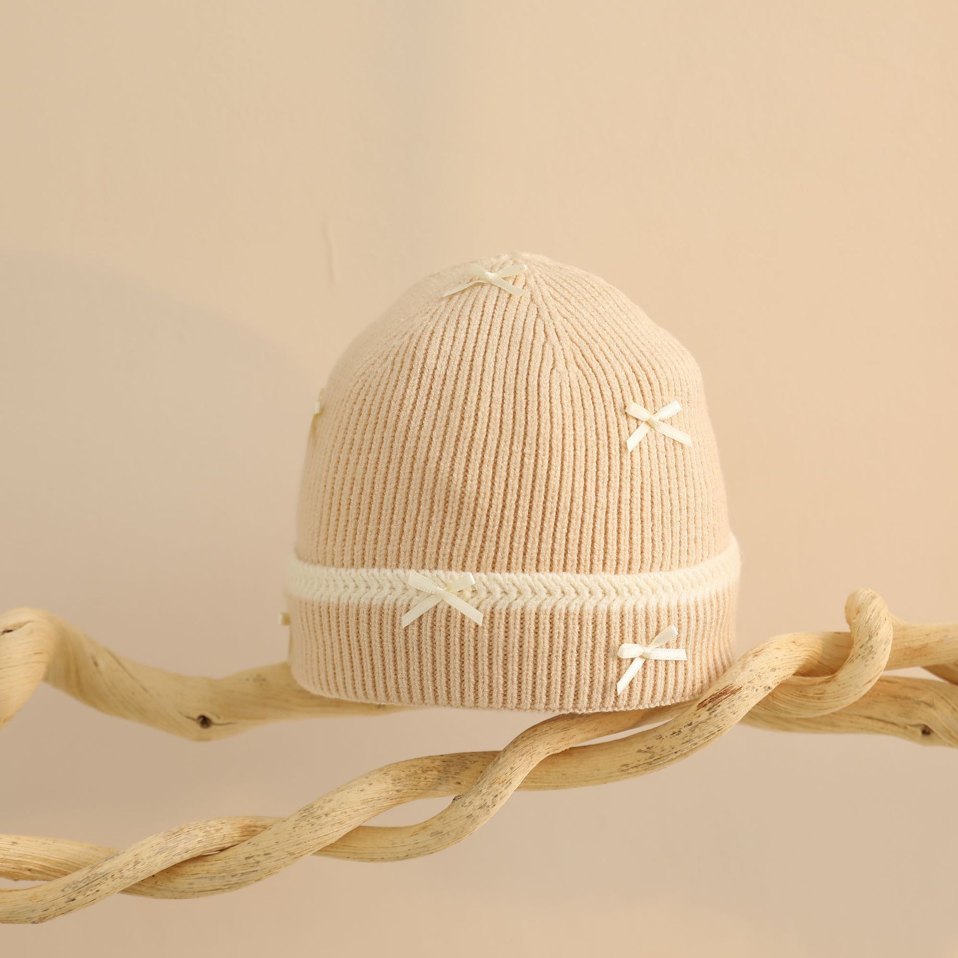 ¡Eso es dulce! Sombreros de alambre de punto de arco para niñas otoño y invierno innings dulces y gruesos nuevos sombreros fríos cálidos