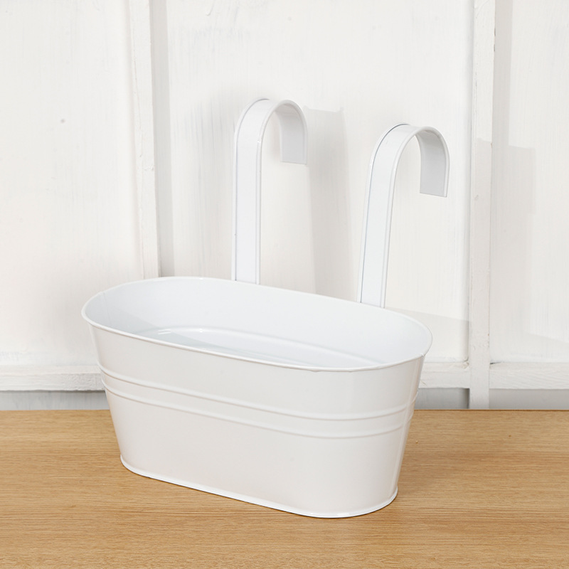 Selección estricta de hierro fundido colgando balcón barril de hierro colgando balcón colgando barril de metal