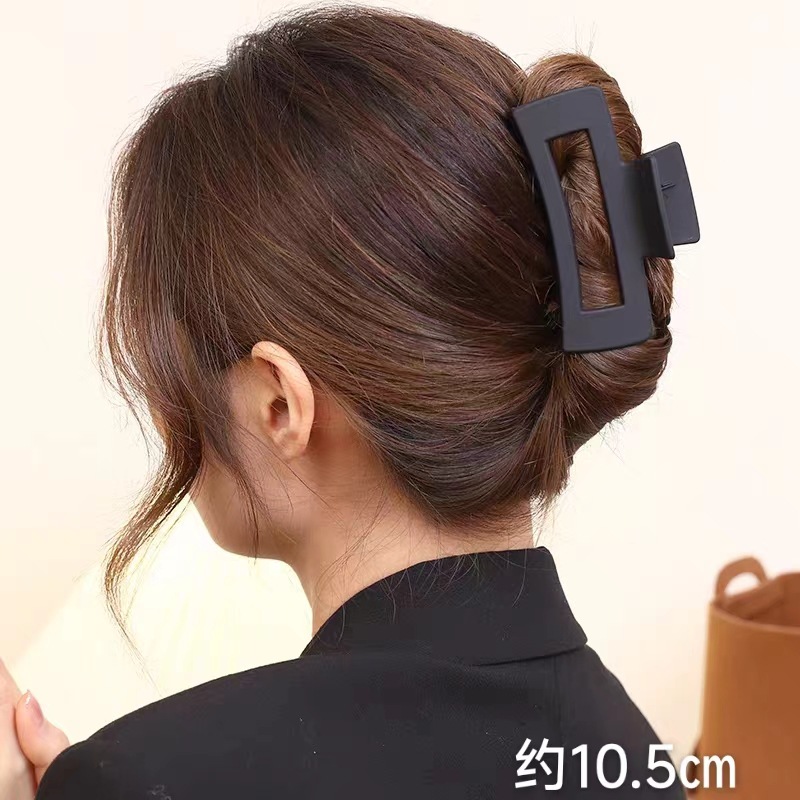 28#Medium square black 10.5cm