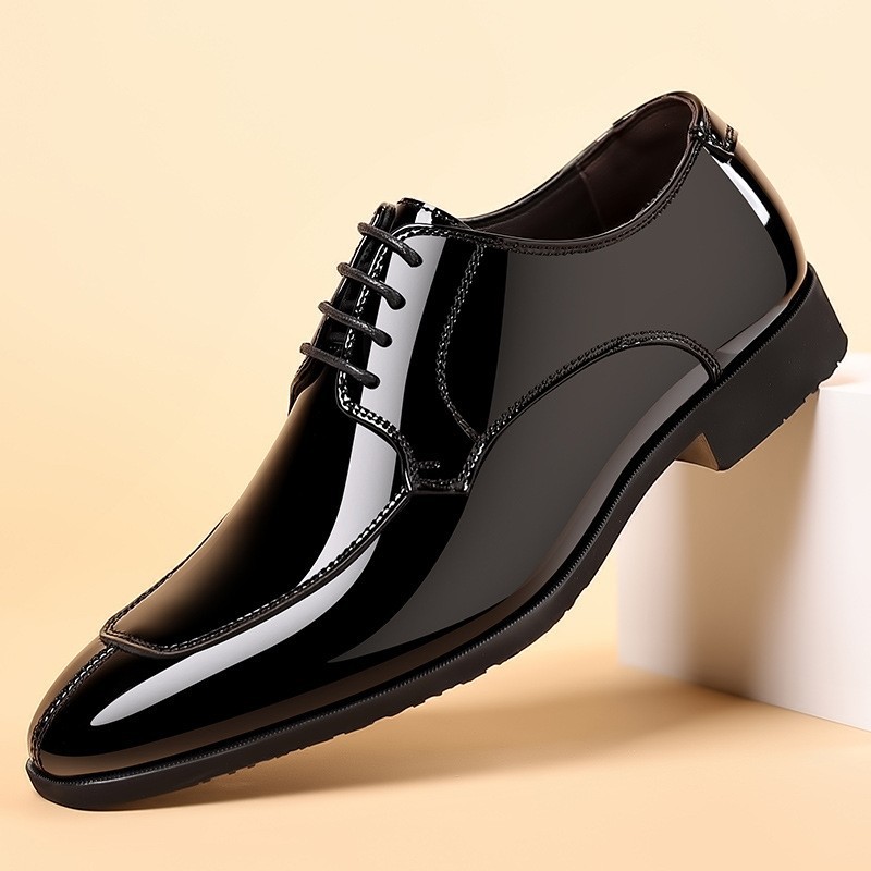 Nuevos zapatos de cuero de tamaño grande primavera y otoño, ropa de negocios transpirable, estilo británico, zapatos casuales suaves para hombres.