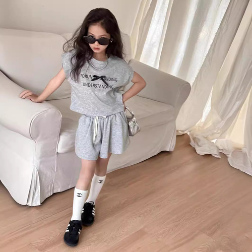Korean alphabet bow short sleeve T-shirt + casual shorts two-piece set 2024 summer girls' shorts set trendy