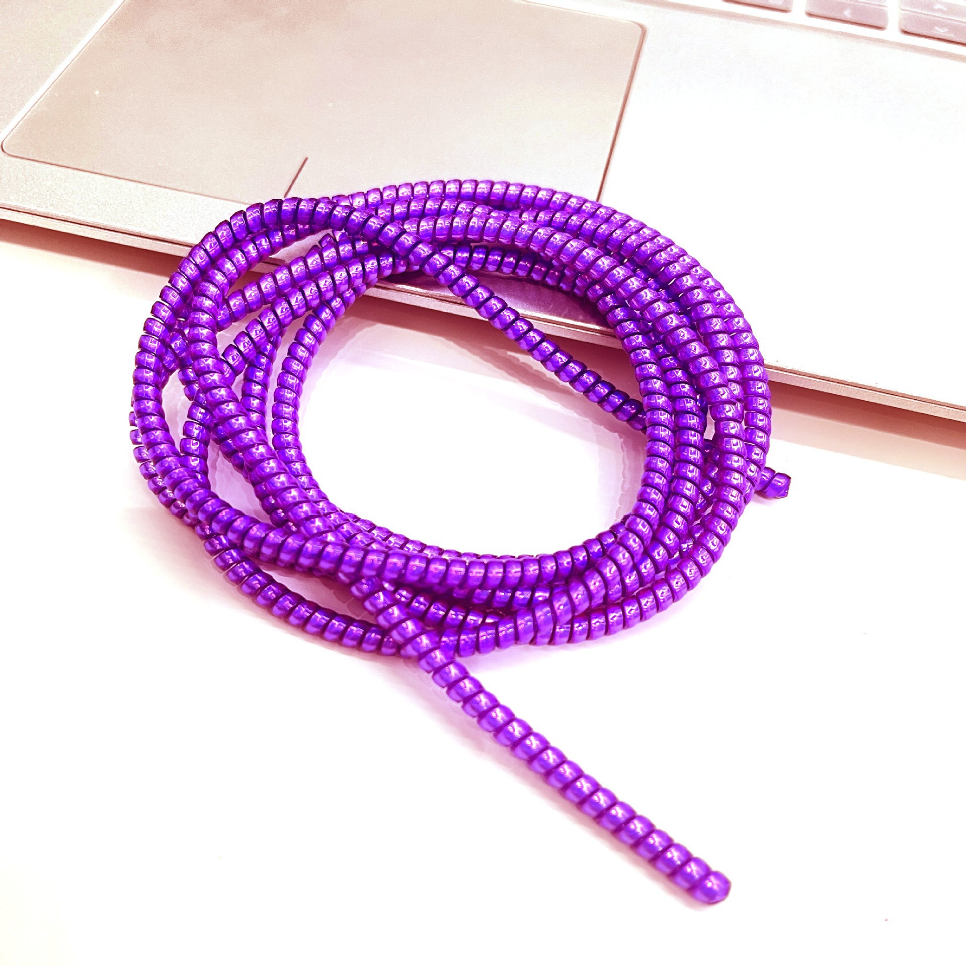 1.4m/1.6m cuerda de bobinado láser protección del medio ambiente TPU cable de datos del teléfono móvil cable de protección bobinado cuerda de resorte cubierta protectora