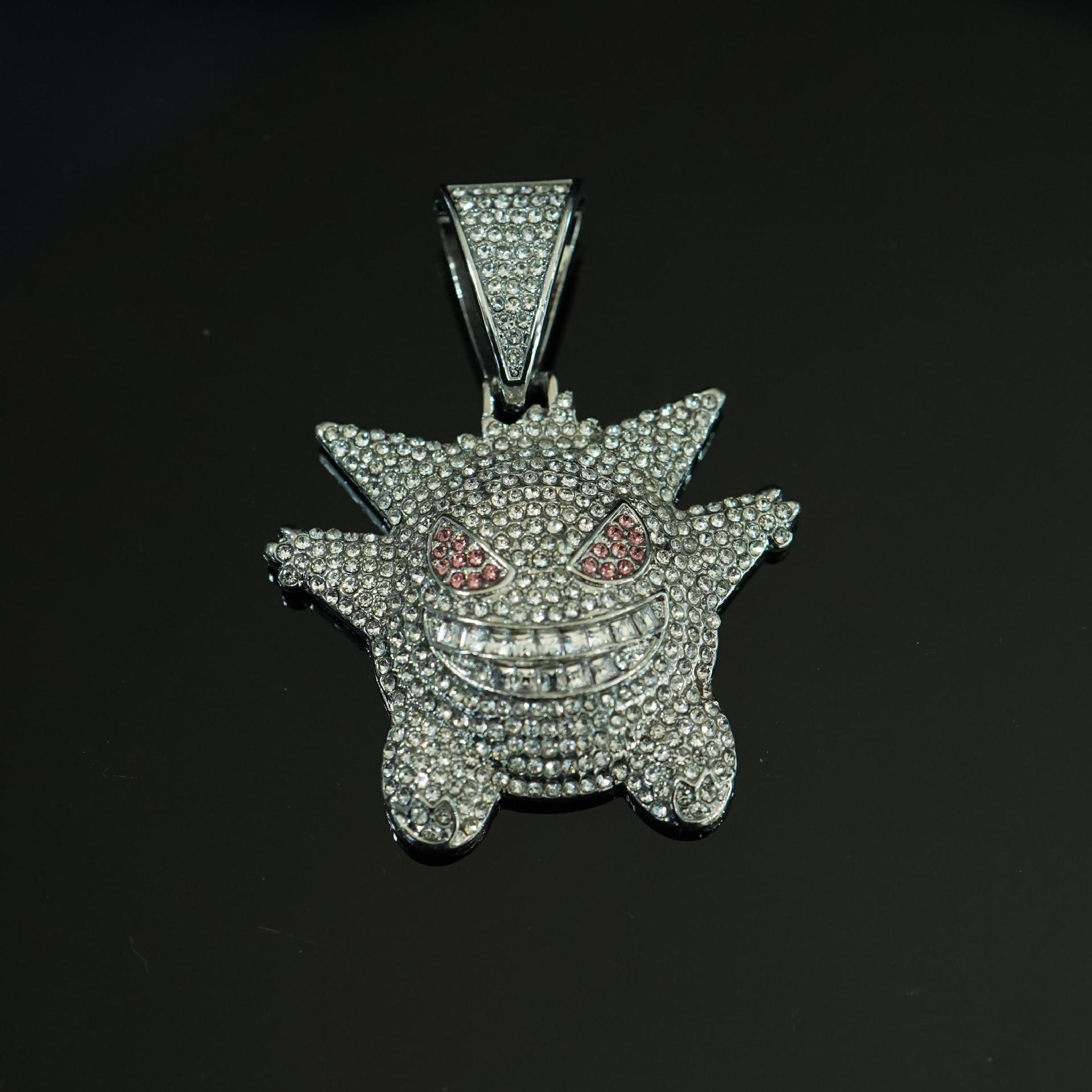 Personalidad europea y americana hiphop Pokemon elfo anime mascota elfo gungghost colgante de aleación collar de hip-hop
