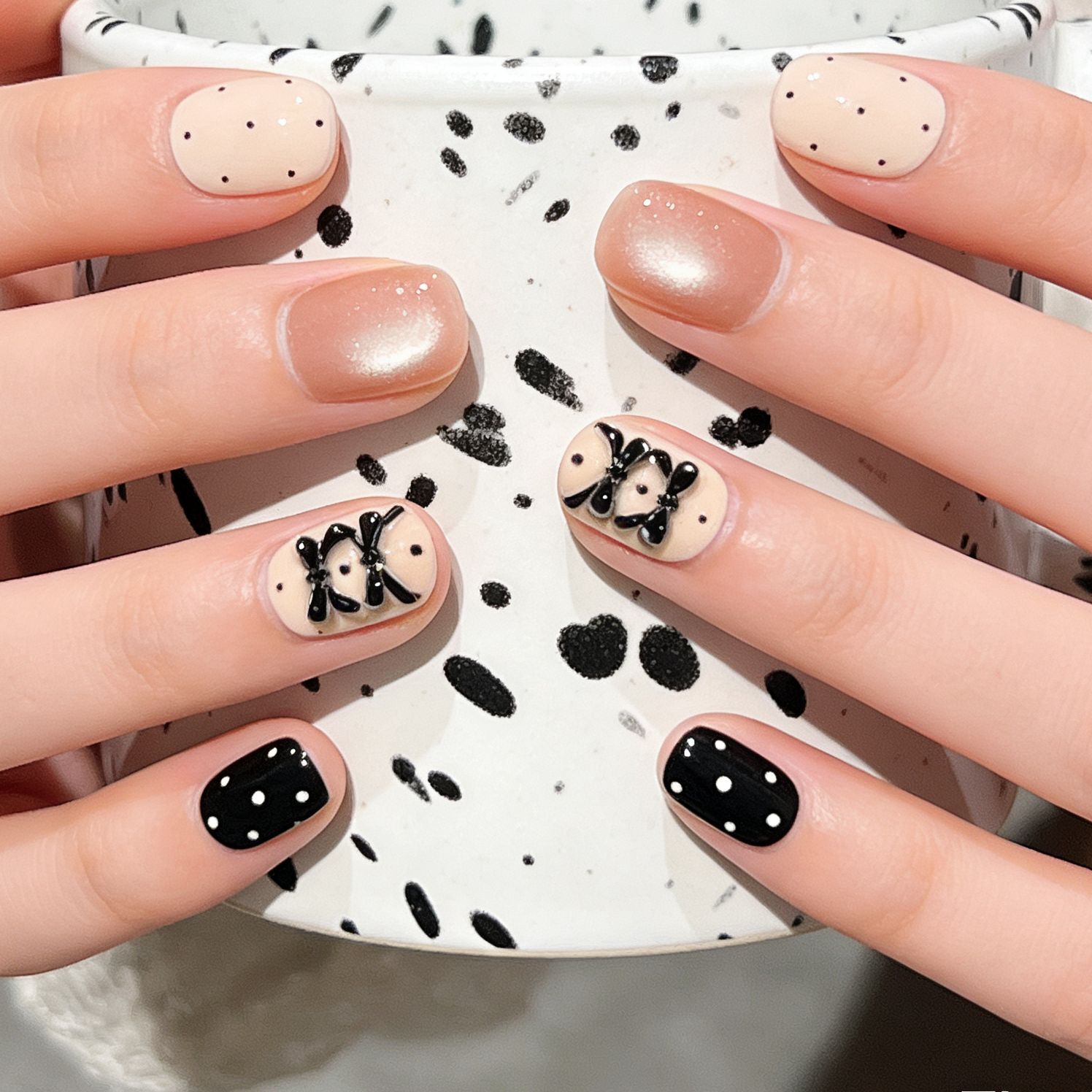 Uña hecha a mano pura, ojo de gato, uña pintada a mano, punto ondulado, uñas falsas cortas, parches de uñas lindos, productos terminados.