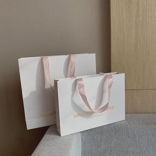 Virginia's Dreams clothing gift box three-piece set gift bag + gift box + outer packaging airplane box