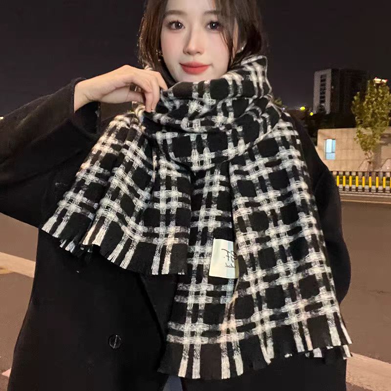 Invierno nuevo bufandas a cuadros de cachemira suave pegajosa flange collar retro grueso calentamiento al por mayor