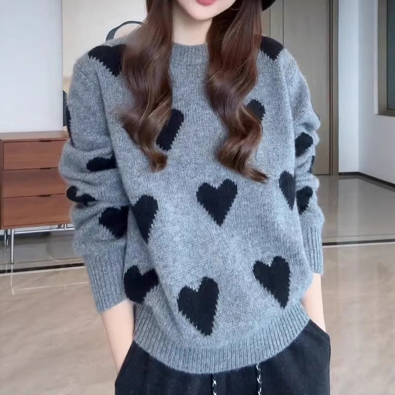 Heart-Pattern Jacquard Gray Knit Sweater for Women, New Autumn and Winter Style, Plus-Size Round-Neck Sweater for Chubby Women, Age-Reducing Versatile Long-Sleeve Top Heart-Pattern Jacquard Gray Knit Sweater for Women, New Autumn and Winter Style, Plus-Size Round-Neck Sweater for Chubby Women, Age-Reducing Versatile Long-Sleeve Top
