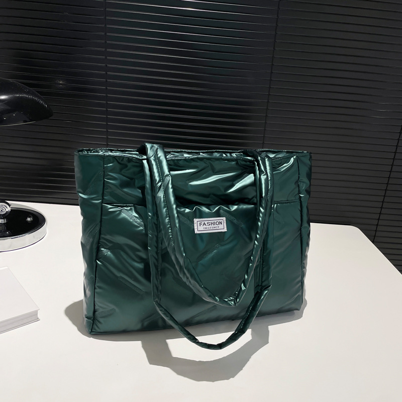 Bolsa de algodón de gran capacidad para mujeres 2024 nuevo otoño y invierno versátil bolsa de compras de hombro de clase ocio bolsa de viaje