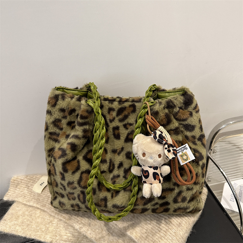 Simple bolso de gran capacidad 2024 nueva moda extranjera nicho bolso de hombro atmósfera casual bolso de mujer